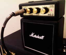 Battery Powered Guitar Amplifier